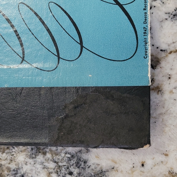 2/$10 Vintage Bing Crosby 3 record set - Picture 3 of 10